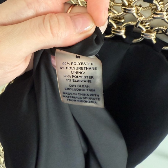 Alexis Tale Dress - Picture 6 of 6